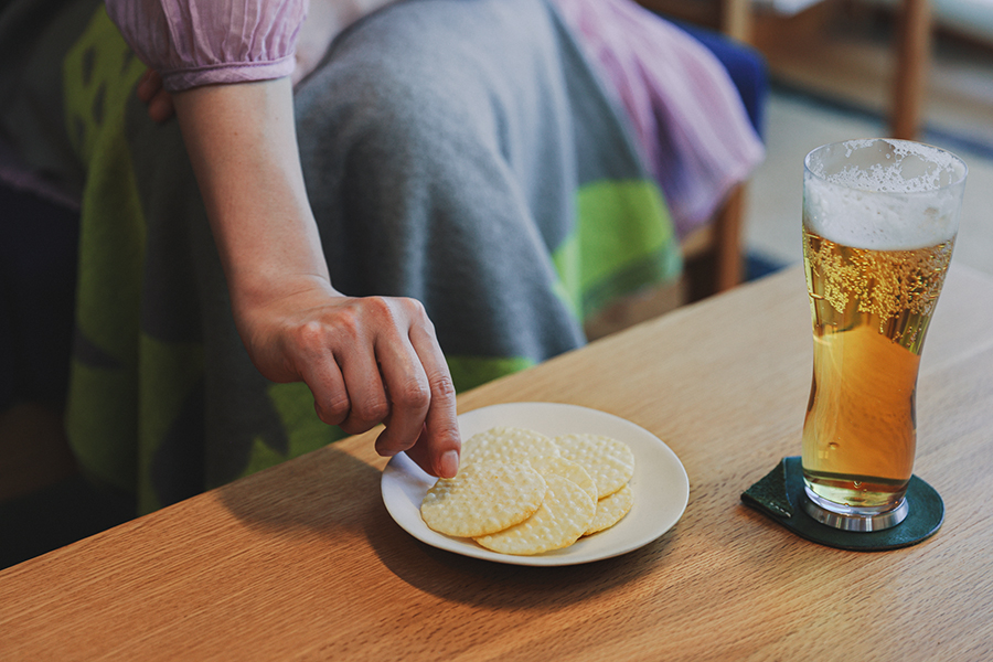 お煎餅とビール